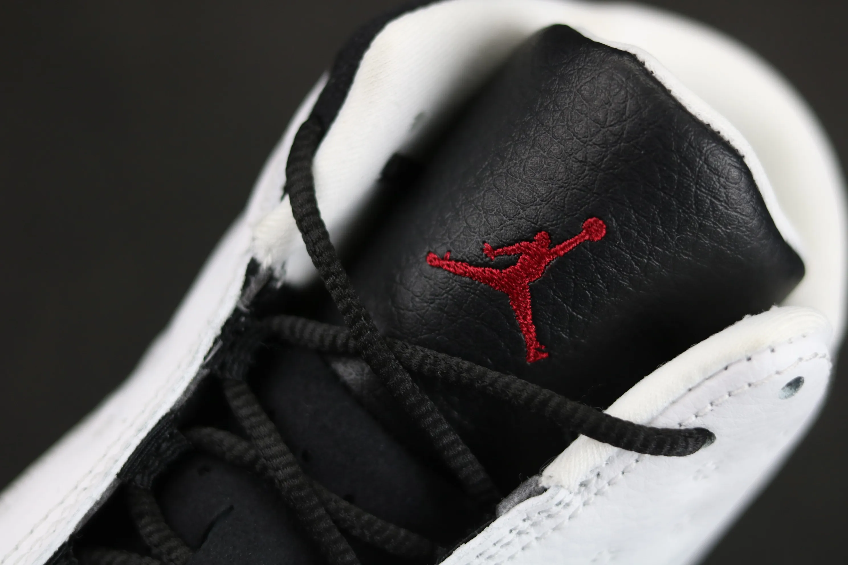 All categories Air Jordan Jordan series basketball shoes Air Jordan 13 first layer genuine original factory grade Air Jordan 13 Retro He Got Game AJ13 Panda Joe 13 real carbon real cat eye 884129-104